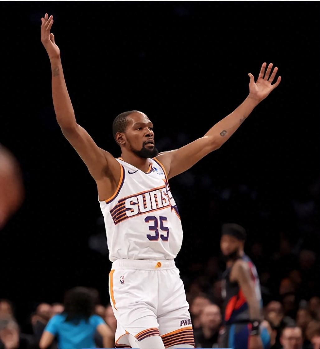 杜兰特在IG比赛中势不可挡，大胜引发热议！