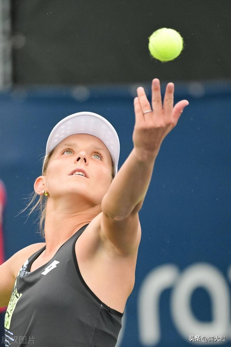 科维托娃回归赛场，败北首场状态亮眼，TES观众沸腾！的简单介绍
