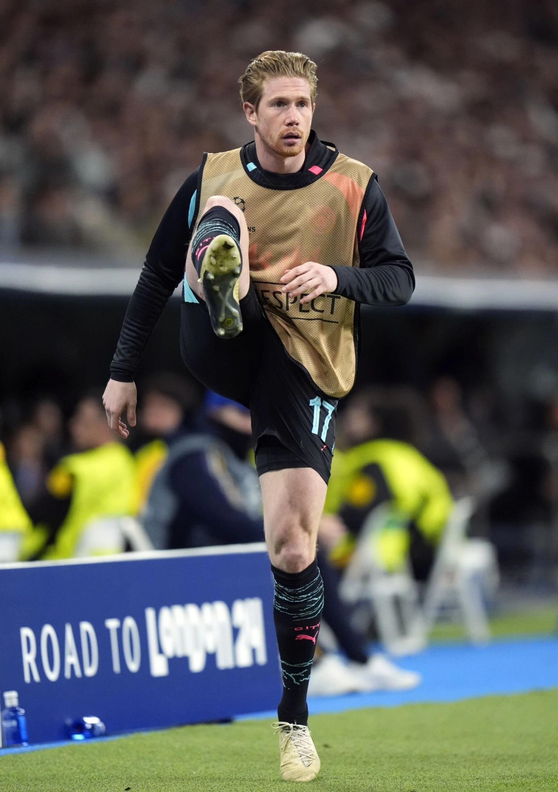 德布劳内回归赛场，大胜首场状态亮眼，TES观众沸腾！