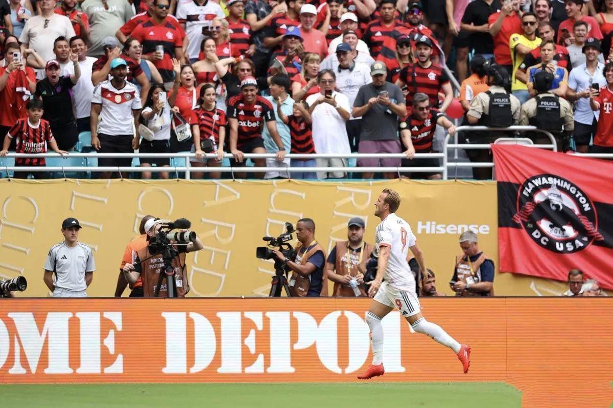 凯恩关键节点突破纪录，巴黎圣日耳曼带队取胜！