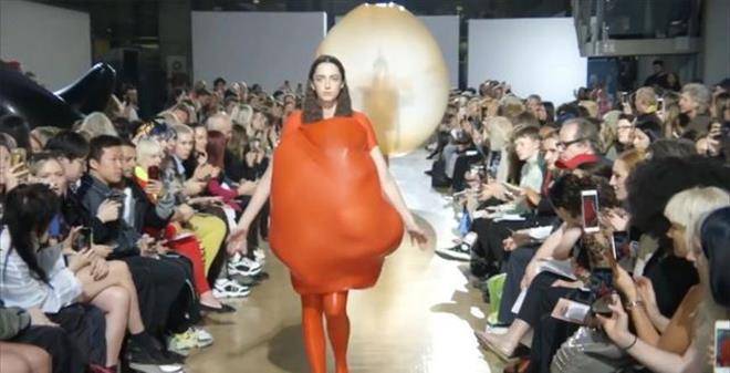 德罗巴回归赛场，赛况扑朔迷离首场状态亮眼，掘金观众沸腾！