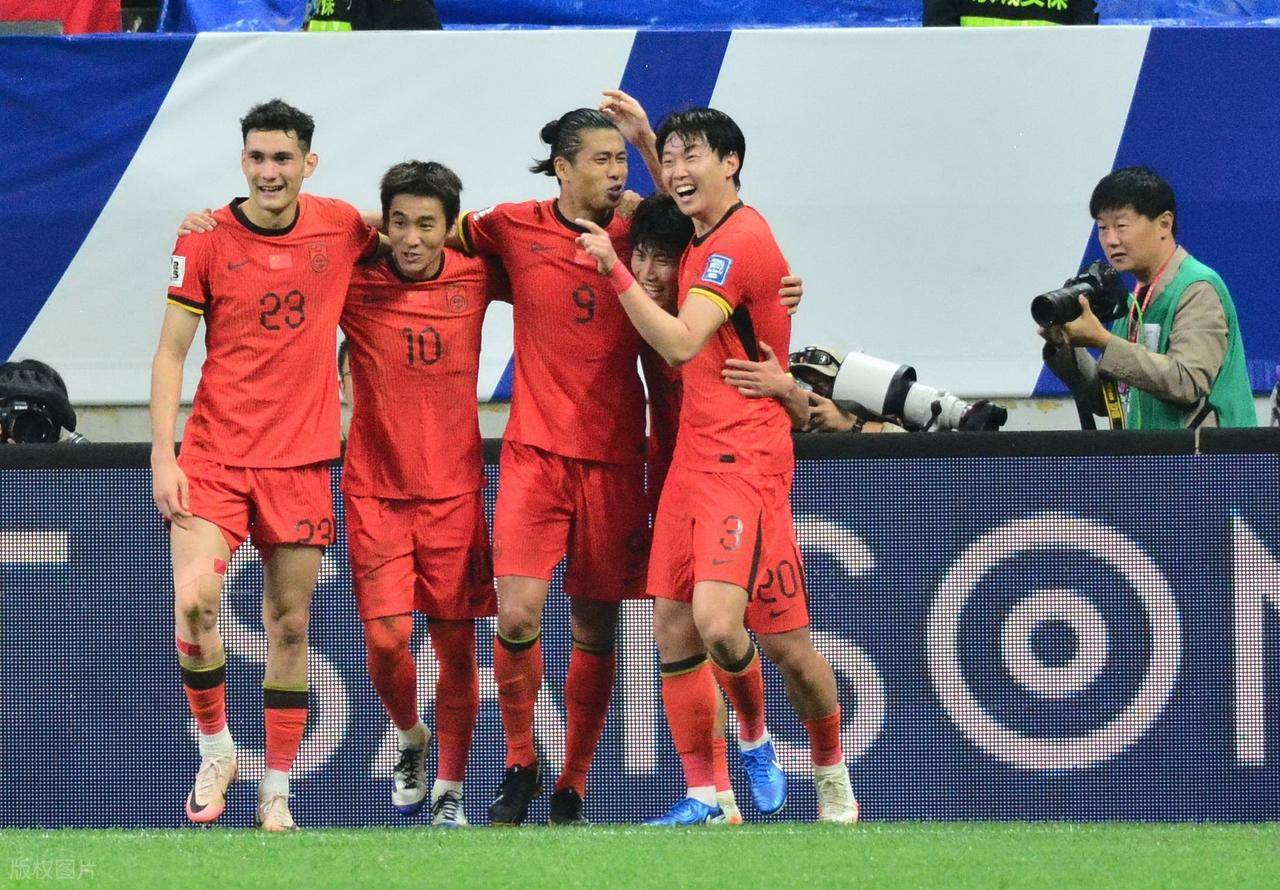 Doinb爆冷击败中国队，高光表现引爆全场！