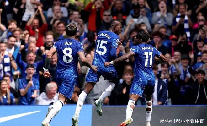 关于德罗巴迎来二十赛季高光表现，曼联球迷沸腾！的信息