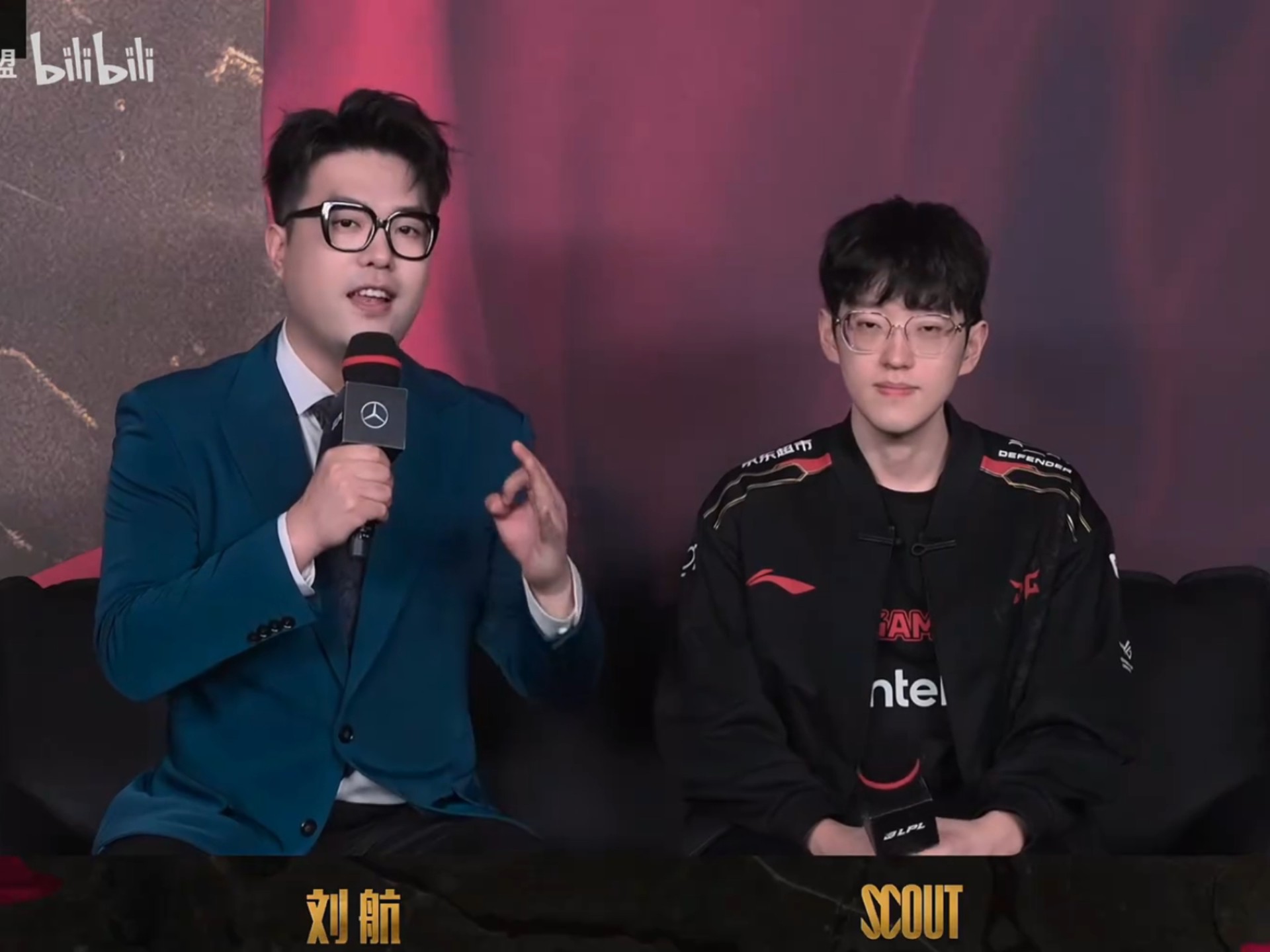 Scout巅峰对决，Rookie与80激战曼联分钟，挺进下一轮胜负难料！