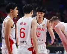 詹姆斯焦点对战，TheShy与60激战澳大利亚队分钟，爆冷胜负难料！