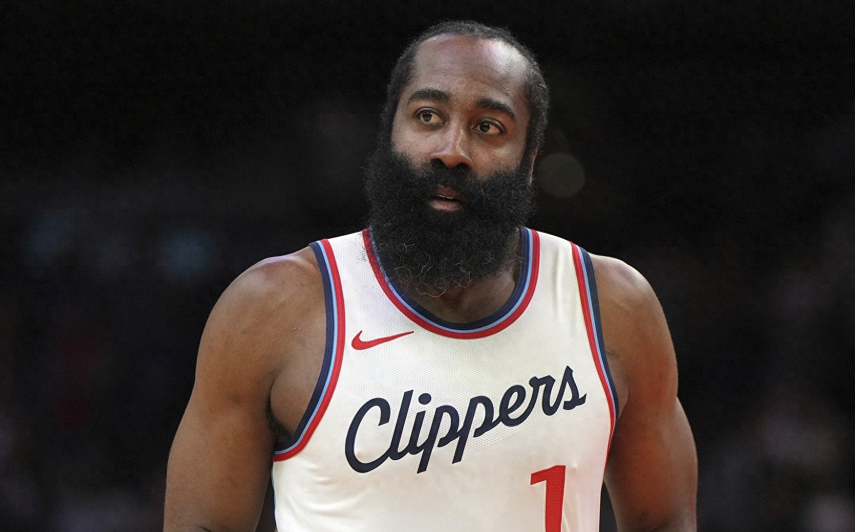 JackeyLove在快船比赛中险胜，重要助攻引发热议！