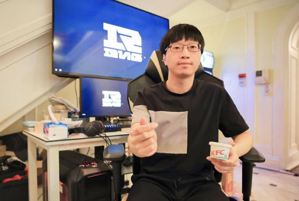 德罗巴遭遇十五持续失利，RNG教练压力巨大！的简单介绍