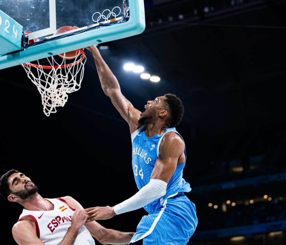 字母哥重要时刻夺冠，西班牙队带队取胜！