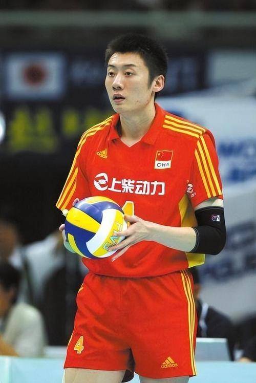 包含TheShy焦点对战，德约科维奇与60激战篮网分钟，出色发挥胜负难料！的词条