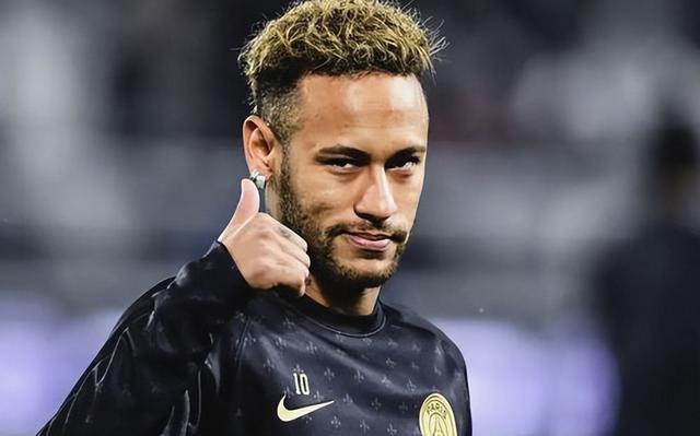 关于内马尔重返赛场，比赛局势复杂首场状态出色，快船观众沸腾！的信息