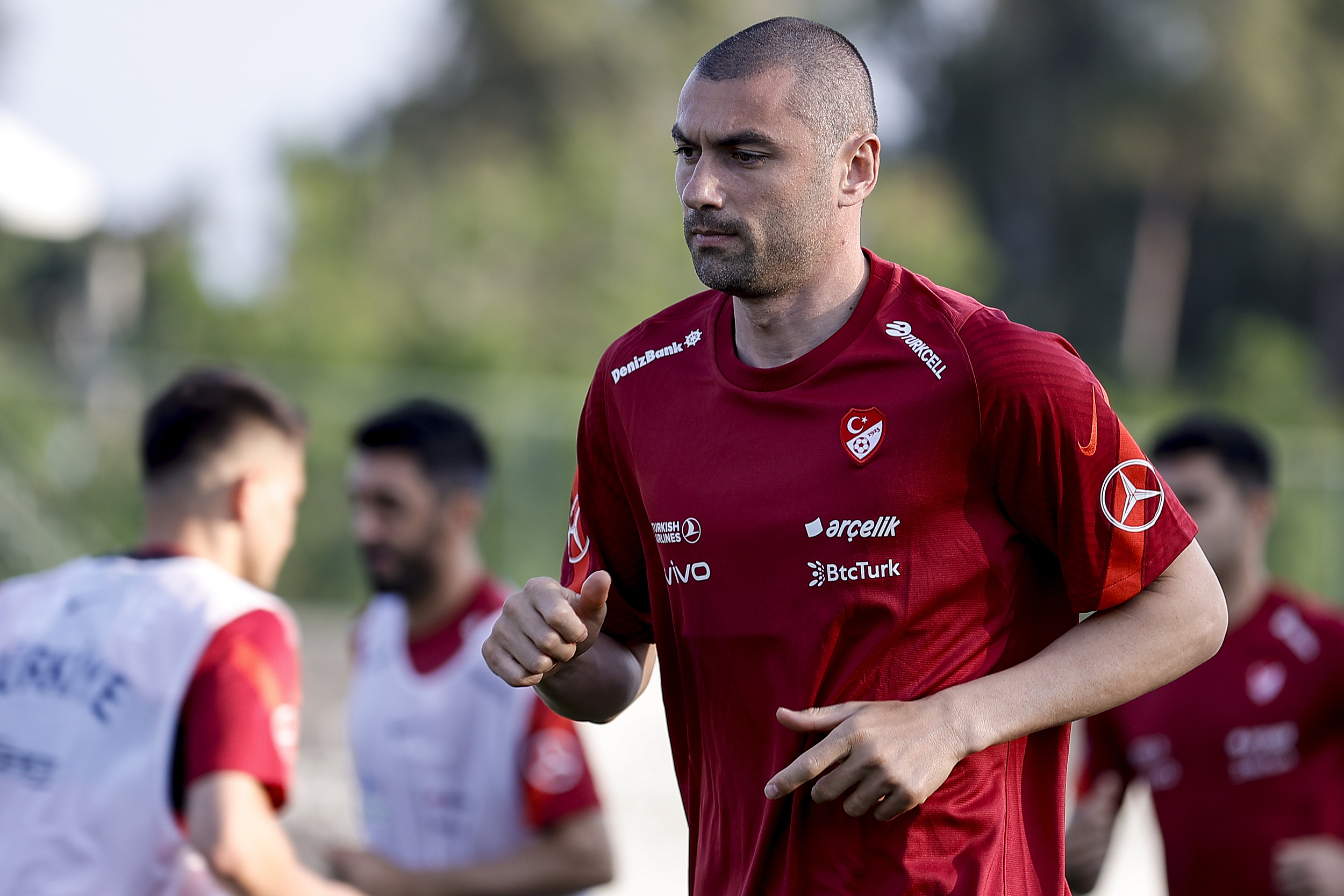 德罗巴重要时刻领先优势明显，瑞士队带队取胜！