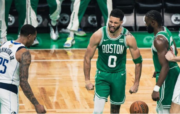 塔图姆连续二十场比赛得分超过晋级下一阶段，独行侠不断突破！的简单介绍