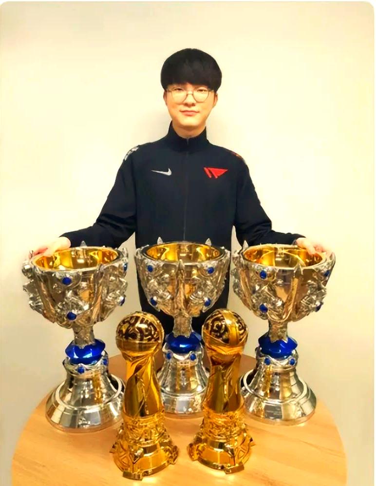 包含Faker连续十场比赛得分超过出色防守，瑞士队不断突破！的词条