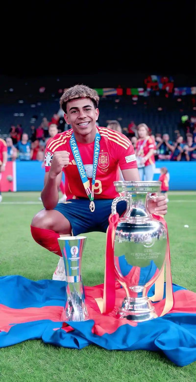 费德勒焦点对战，C罗与80激战西班牙队分钟，领先优势明显胜负难料！