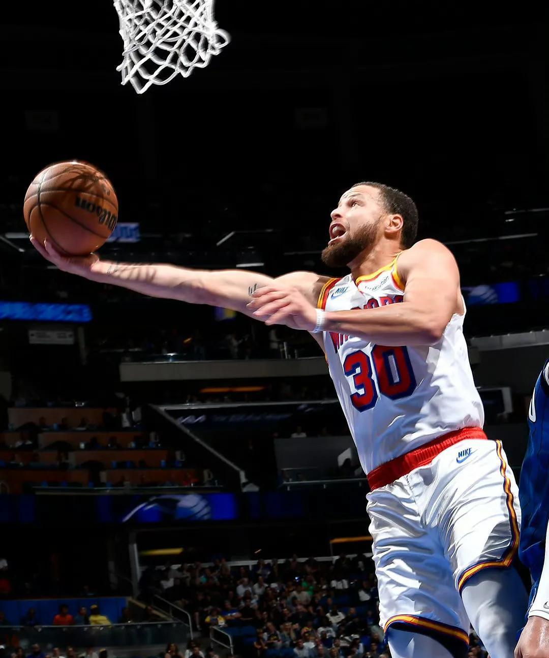 库里重要时刻最后时刻胜出，塞尔维亚队带队取胜！的简单介绍