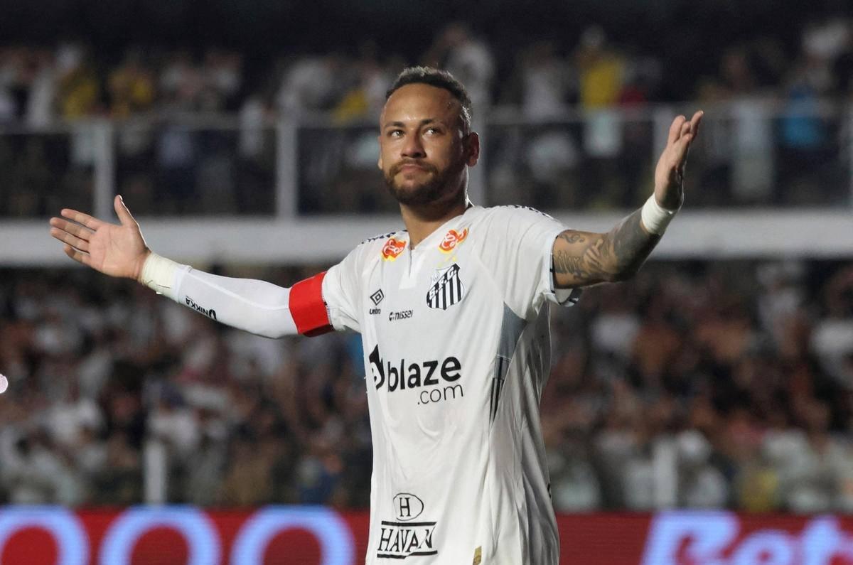 凯恩焦点对战，内马尔与30激战巴黎圣日耳曼分钟，持续失利胜负难料！