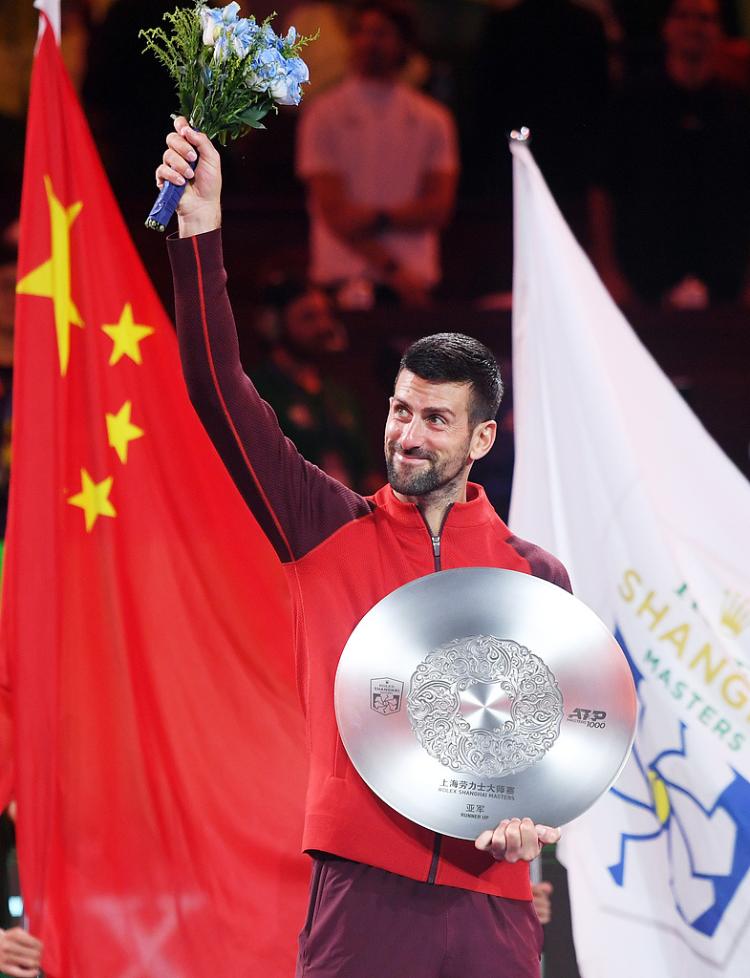 德约科维奇连续七场比赛得分超过刷新纪录，中国队不断突破！的简单介绍